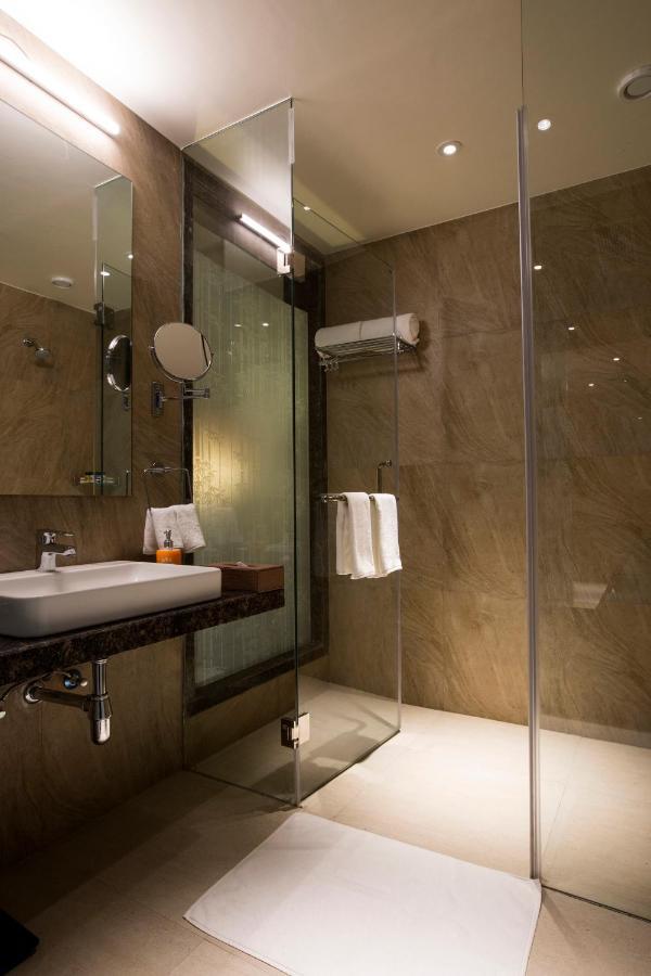 New Hotel Europa Inn 라즈콧 외부 사진