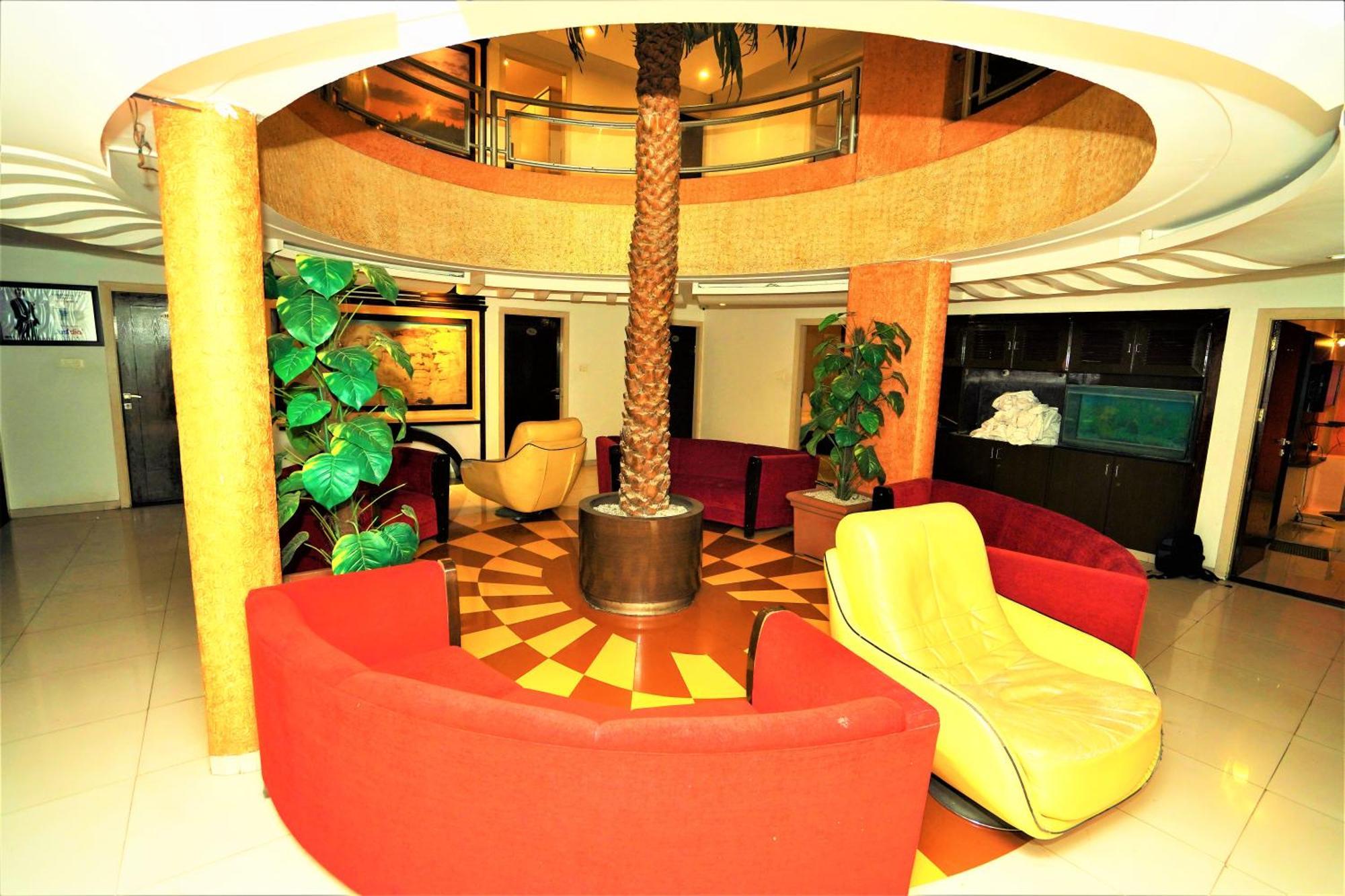 New Hotel Europa Inn 라즈콧 외부 사진