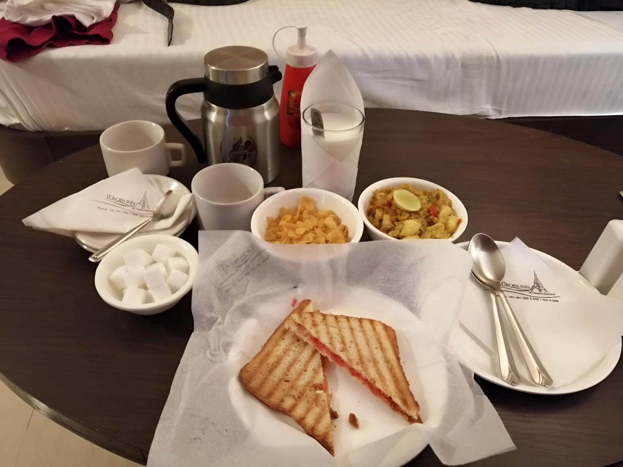New Hotel Europa Inn 라즈콧 외부 사진